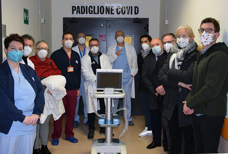 Il mondo del Palio ha donato un ecografo all'Ospedale di Siena